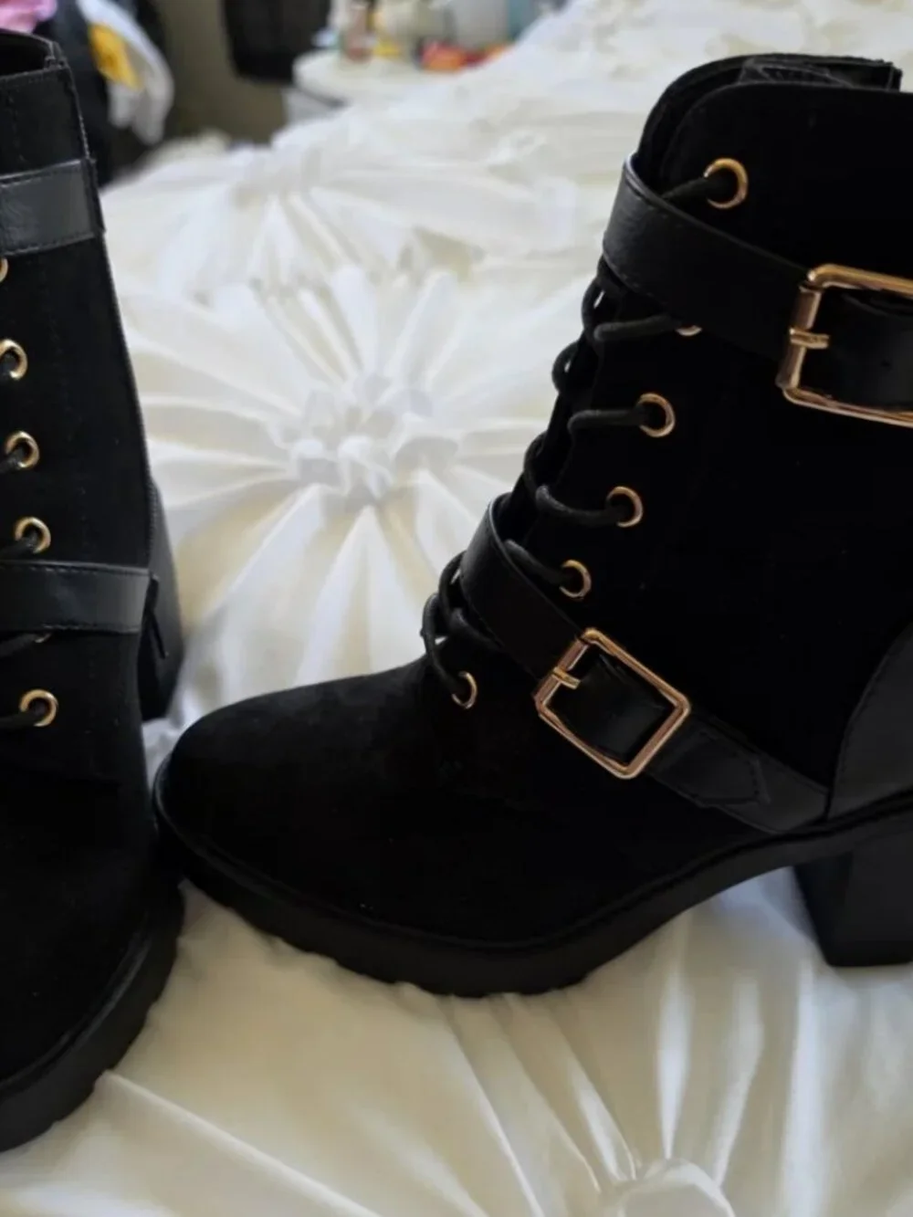Black Boots Sz 8 Like New